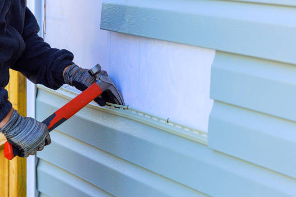 Reliable Siding Inspection contractor in Auburndale, FL by Creative Siding